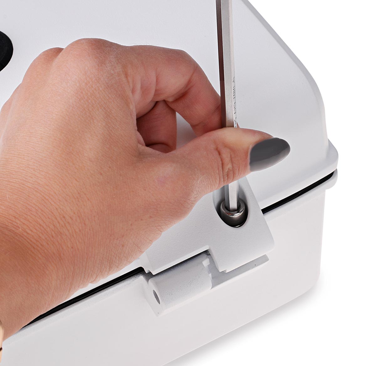 Sposób zamykania puszki montażowej BCS-PA51