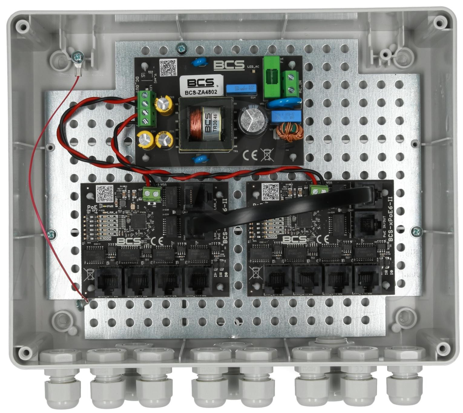 BCS-IP8/Z/E-S - Zasilacz impulsowy PoE 8x48V