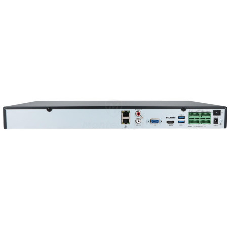 BCS-P-NVR3204-A-4K(5) - tył rejestratora + porty