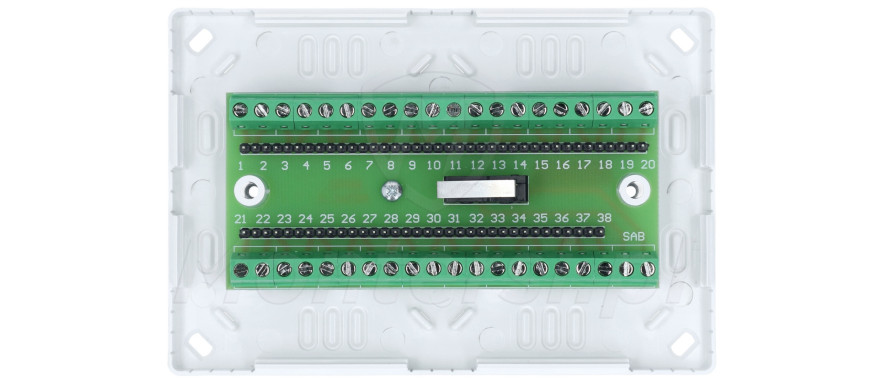 mz-3-s-modul-38-zaciskow-montazowych