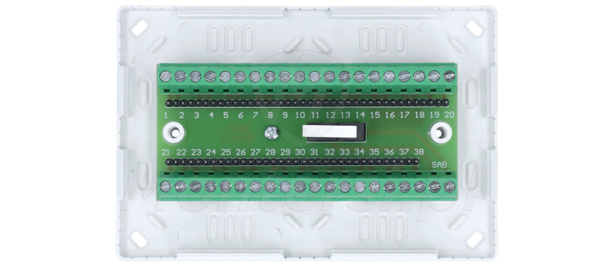 mz-3-l-modul-38-zaciskow-montazowych
