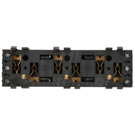 wp45x4577-gniazdo-3x-230-v-ac-typu-f-blokada