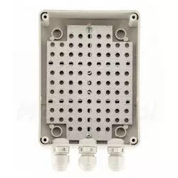 Wnętrze obudowy montażowej BCS-S