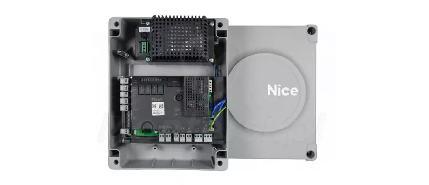 Centrala sterująca MC824HR10