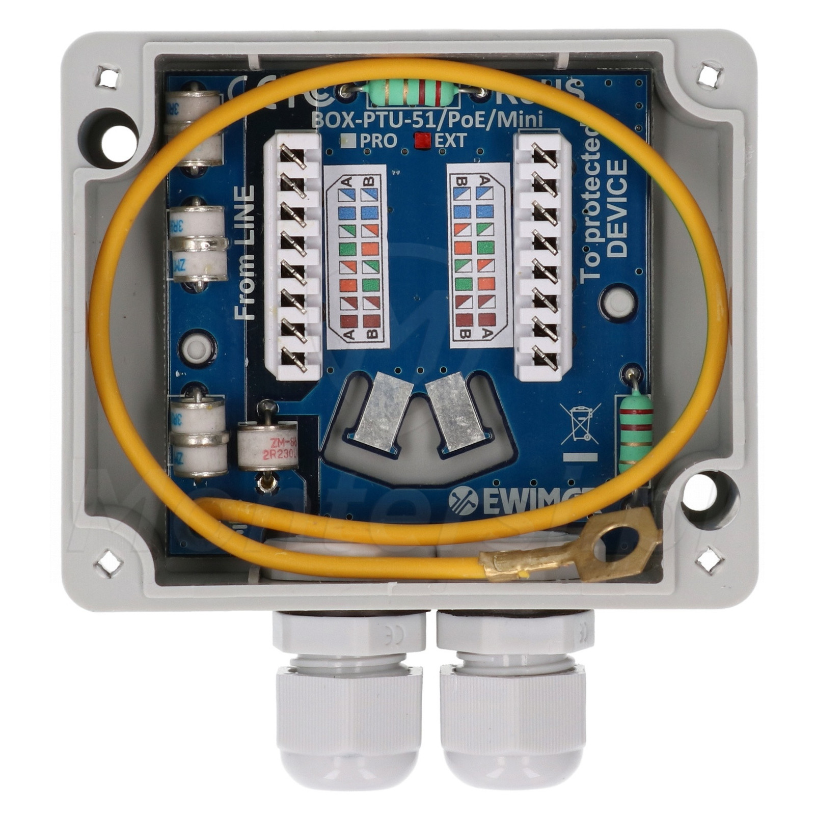 Wnętrze zabezpieczenia przeciwprzepięciowego BOX PTU-51/EXT/PoE/Mini