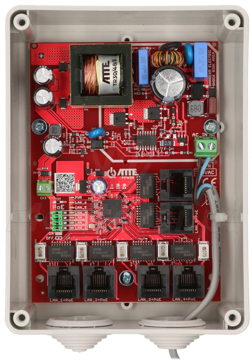 IPB-5-10A-S4 - Zestaw zasilania 5x PoE, 1x UPLINK, 90 W, ATTE, IP55 IPB-5-10A-S4 - Zestaw zasilania 5x PoE, 1x UPLINK, 90 W, ATTE, IP55