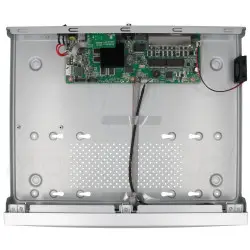 Wnętrze rejestratora IP DS-7608NXI-K2/8P(D)