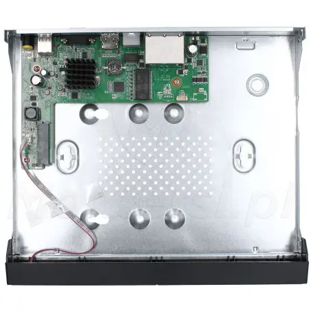 ds-7104ni-q1-4p-md-4-kanalowy-rejestrator-ip-6-mpx-40-mb-s-vca-h265-poe
