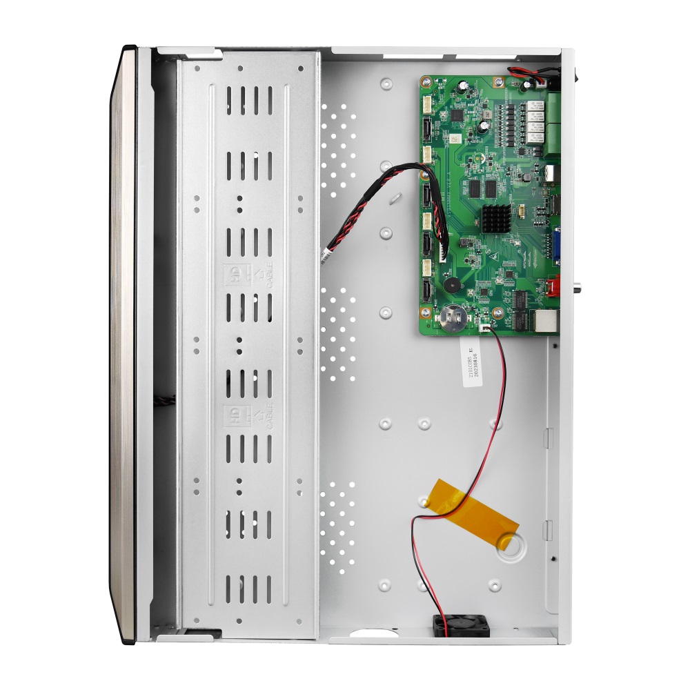 wnetrze-rejestratora-BCS-P-NVR1604-A-4K-III