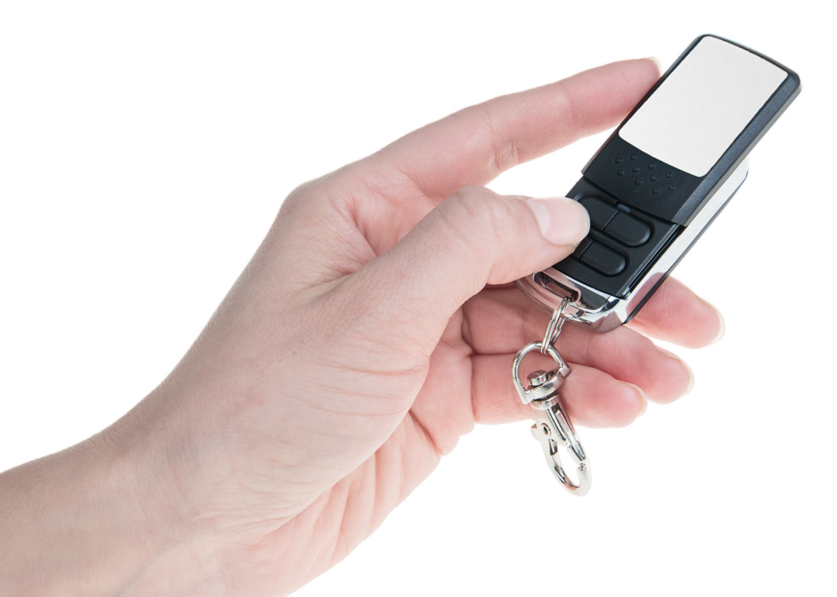 Pilot KLAPKA cechuje się niewielkimi wymiarami i pewnie leży w dłoni