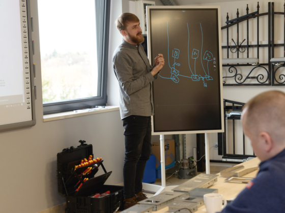 Systemy domofonowe i wideodomofonowe firmy ACO - szkolnie