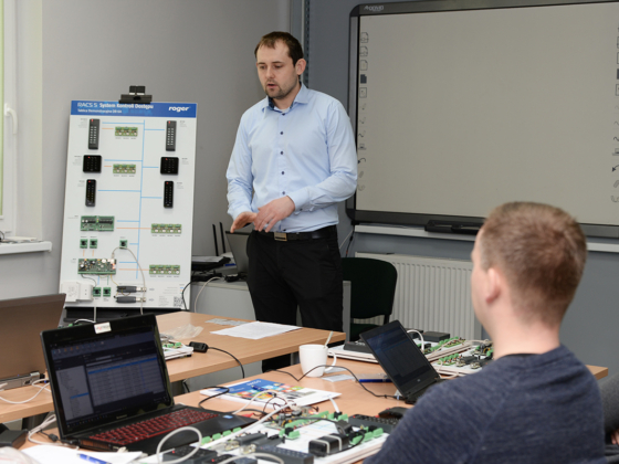 Warsztaty dla instalatorów - Nowy system kontroli dostępu i automatyki budynkowej RACS 5